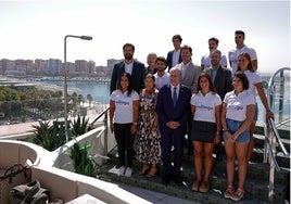 Deportistas y autoridades, en la terraza del Hotel Only You.