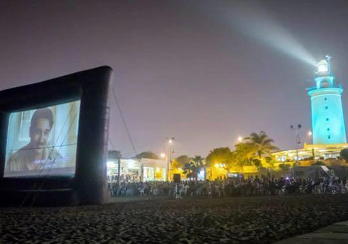 El ciclo Cine Abierto continúa con sus proyecciones hasta agosto.