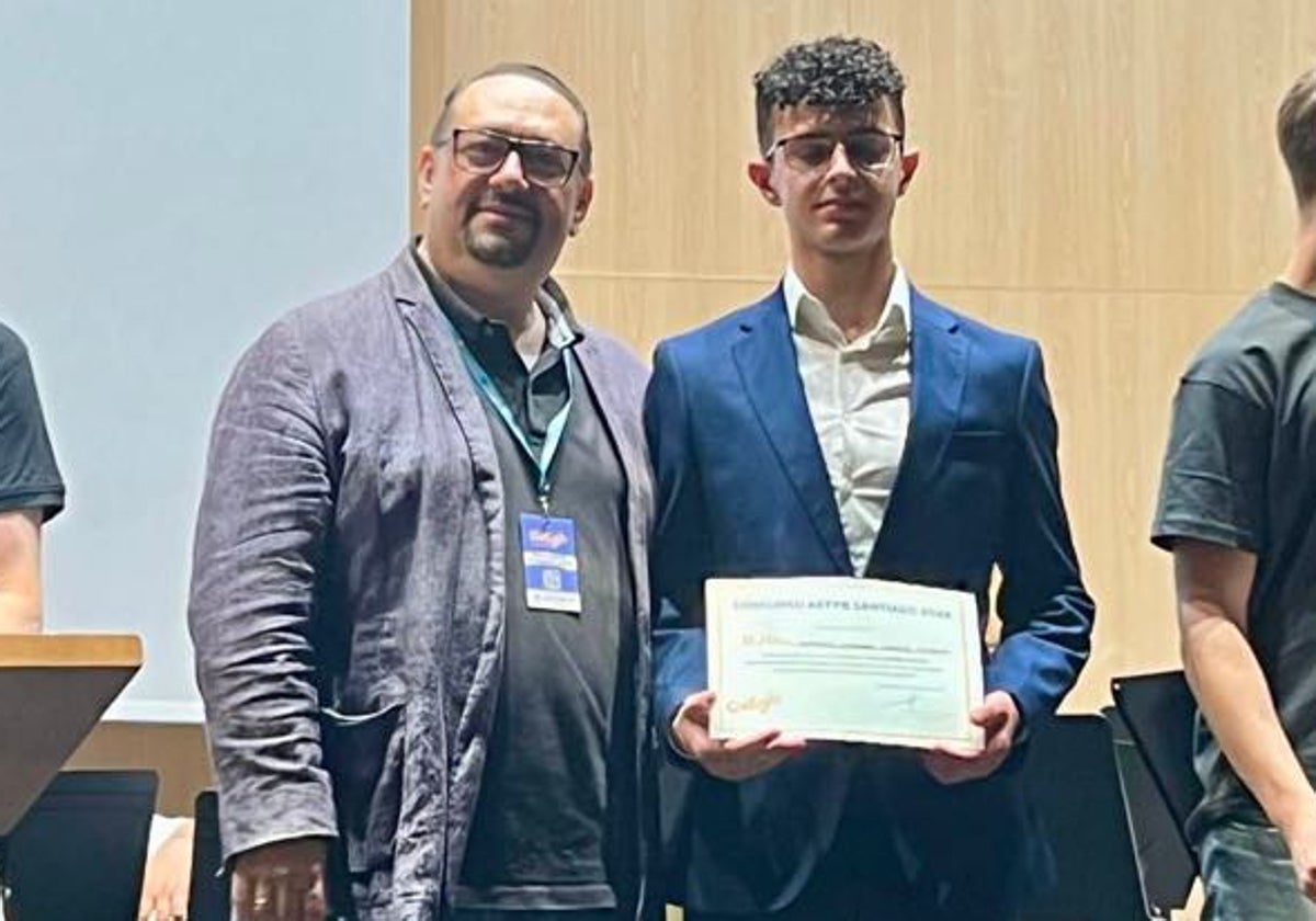 Antonio Martín, el joven talento nerjeño con la tuba que despunta en un concurso internacional