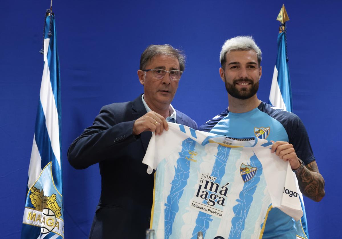 Dos delanteros y un extremo, las prioridades del Málaga en el mercado