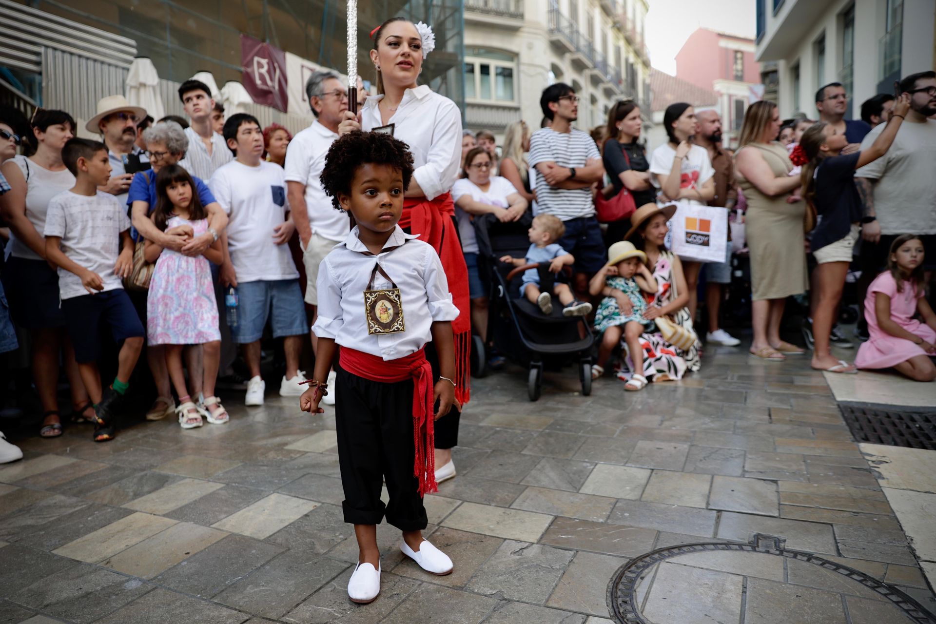 La Virgen del Carmen Coronada, en su procesión por el Centro de Málaga este sábado