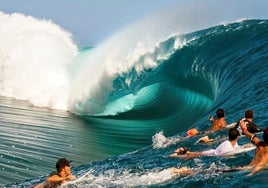 La ola de Teahupoo es una de las más potentes del mundo.