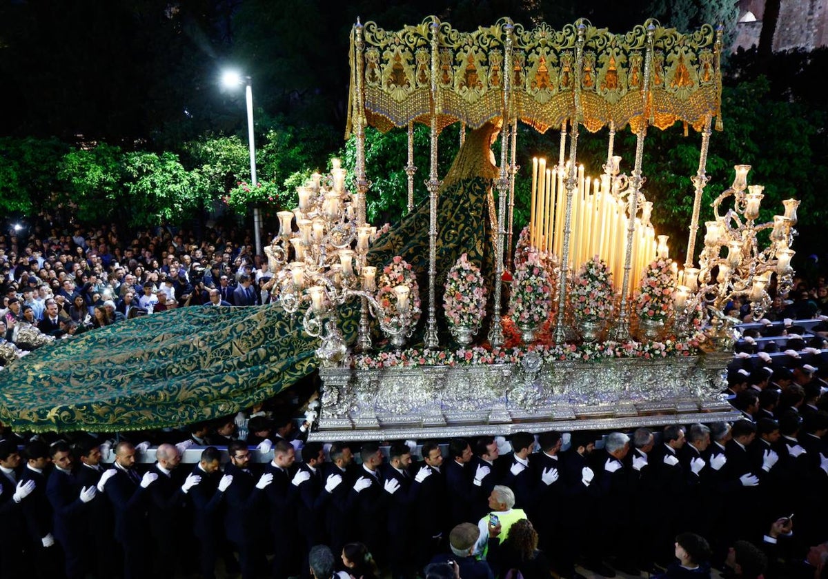 La Virgen de Gracia y Esperanza procesionará en octubre en su trono de Semana Santa.