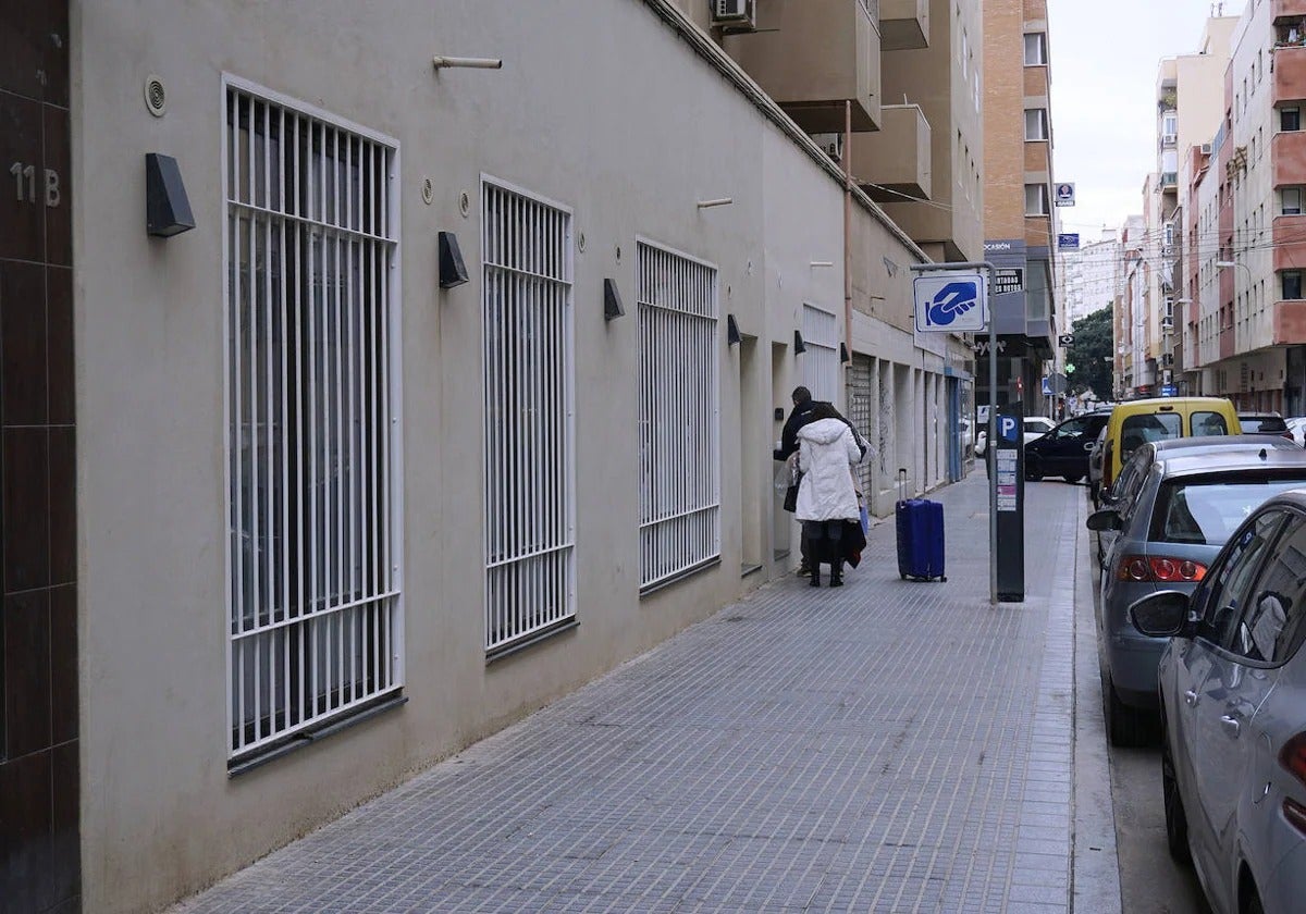 Un gran número de locales comerciales se han habilitado como viviendas turísticas.