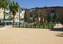 Imagen de la plaza Limeño, en el barriada malagueña de La Luz, donde tuvo lugar el asesinato en grado de tentativa que dejó a la víctima con graves secuelas.