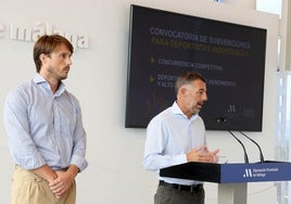 El vicepresidente y diputado de Deportes, Juan Rosas, durante la presentación de las ayudas.