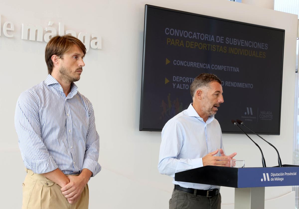 El vicepresidente y diputado de Deportes, Juan Rosas, durante la presentación de las ayudas.