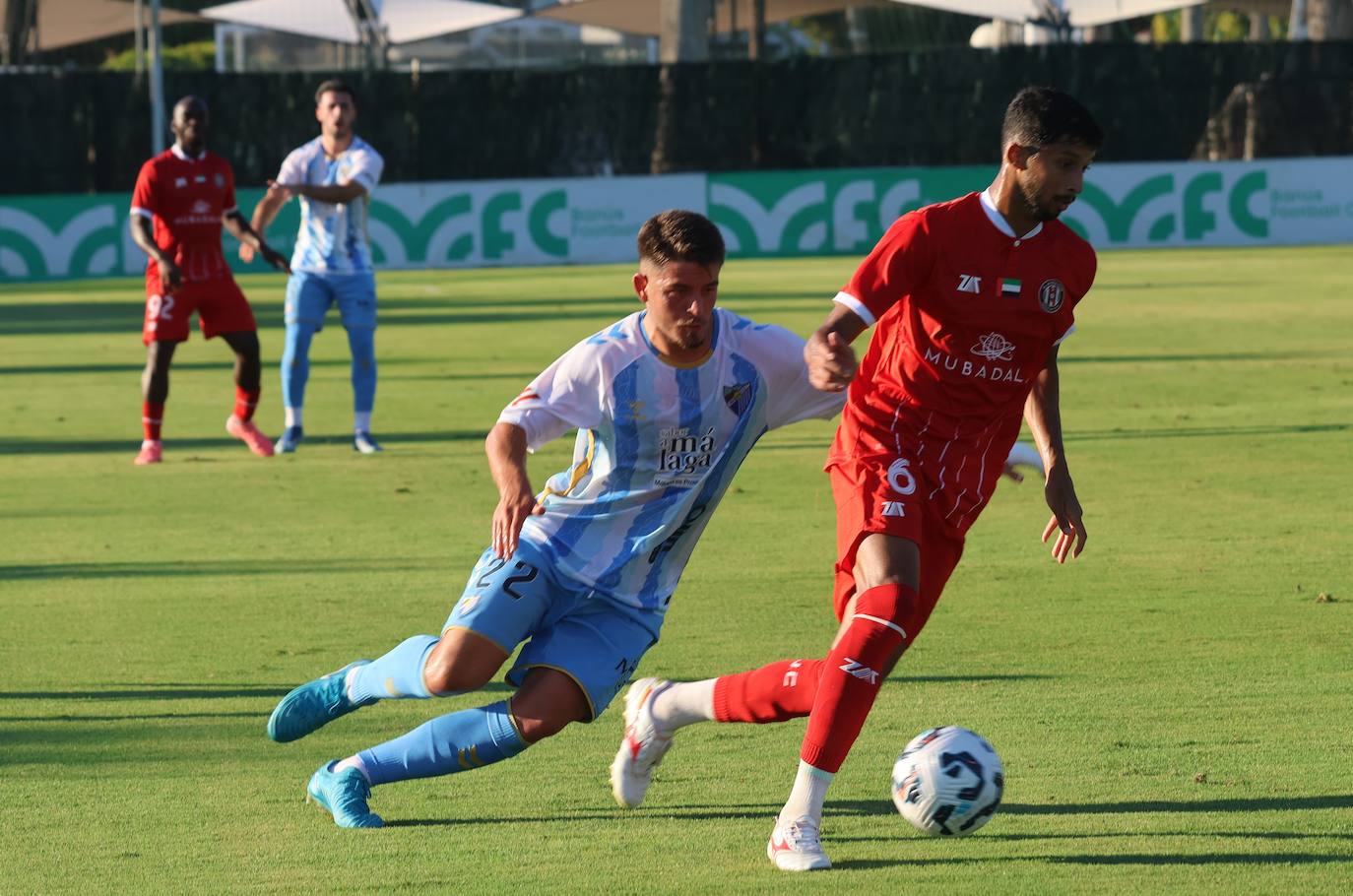 El amistoso entre el Málaga y el Al-Jazira en Marbella, en imágenes