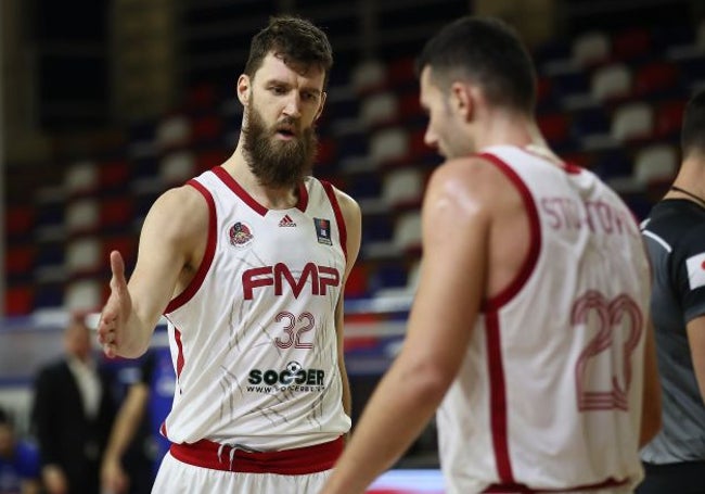 Kuzmic, en un partido con el FMP.