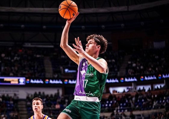 Saint-Supéry, en un partido con el Unicaja en la Champions.