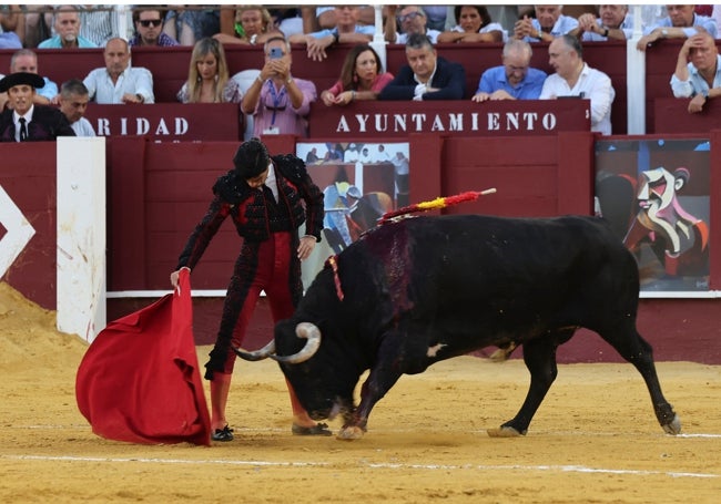 Aguado ante el quinto de la tarde.