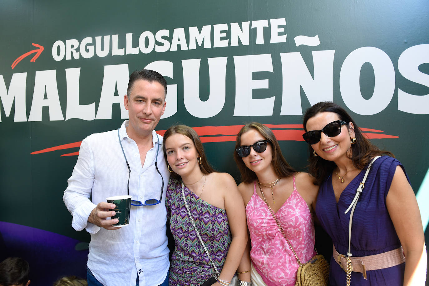 Bernardino Navarro, Carmen Navarro, María Navarro y Eva Robles.
