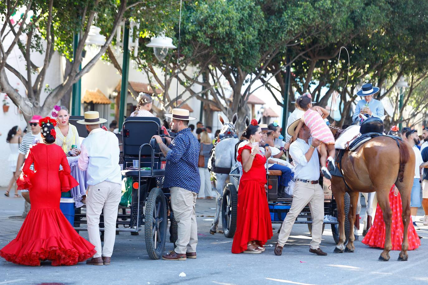 Las mejores imágenes del primer sábado de la Feria de Málaga 2024