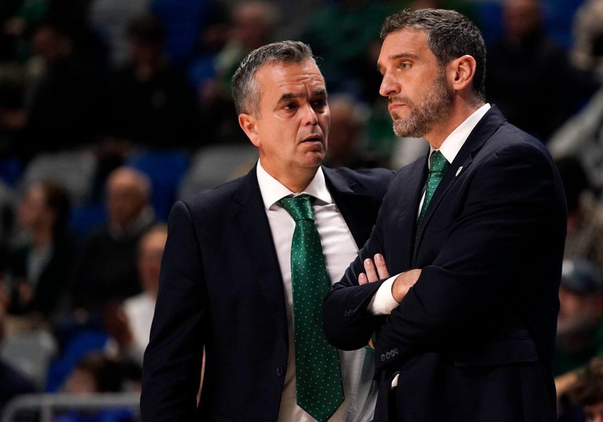 Imagen principal - Ángel Sánchez-Cañete se despide del Unicaja tras 23 años