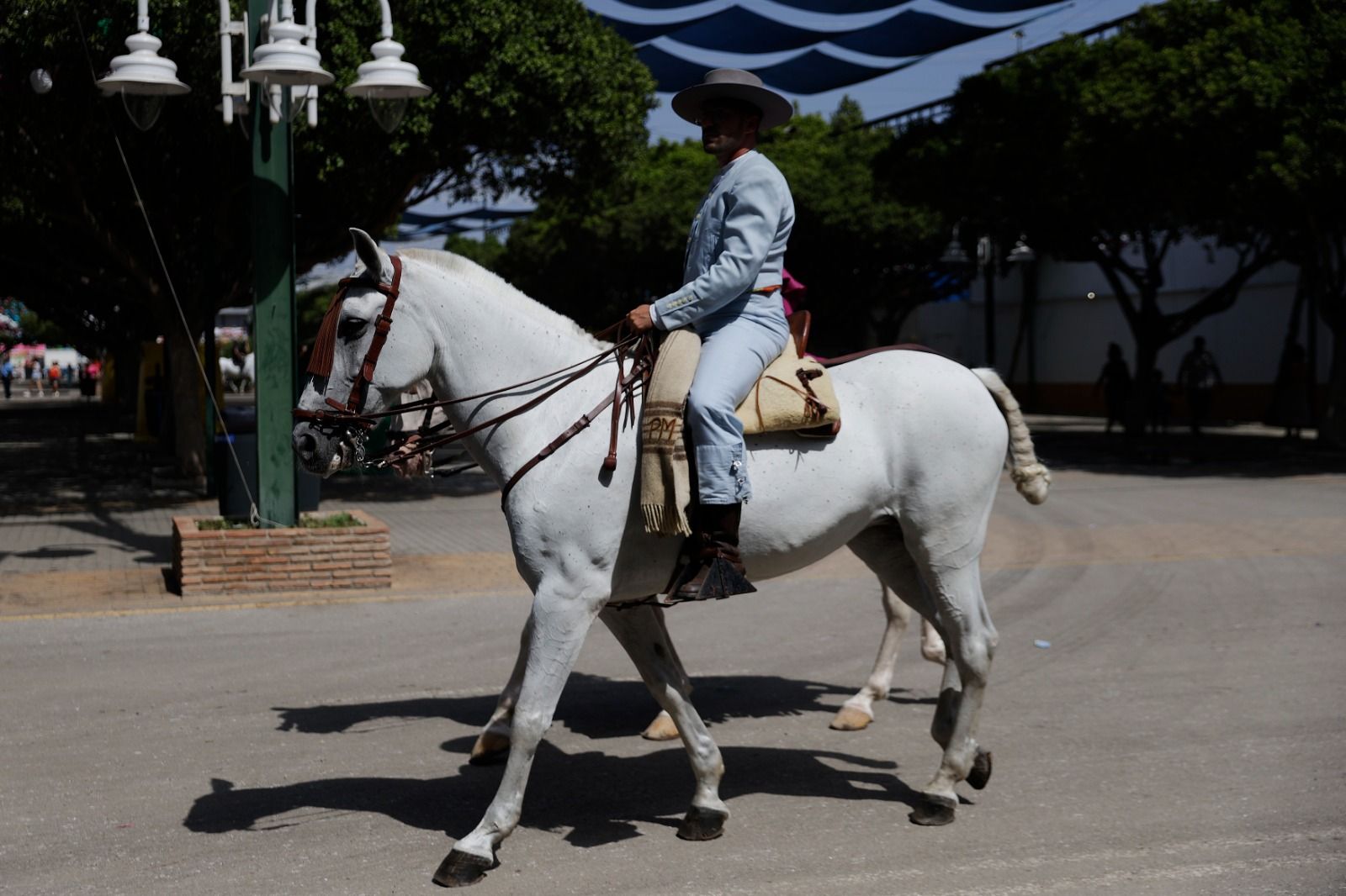 Ambiente en el Real en el último día de feria