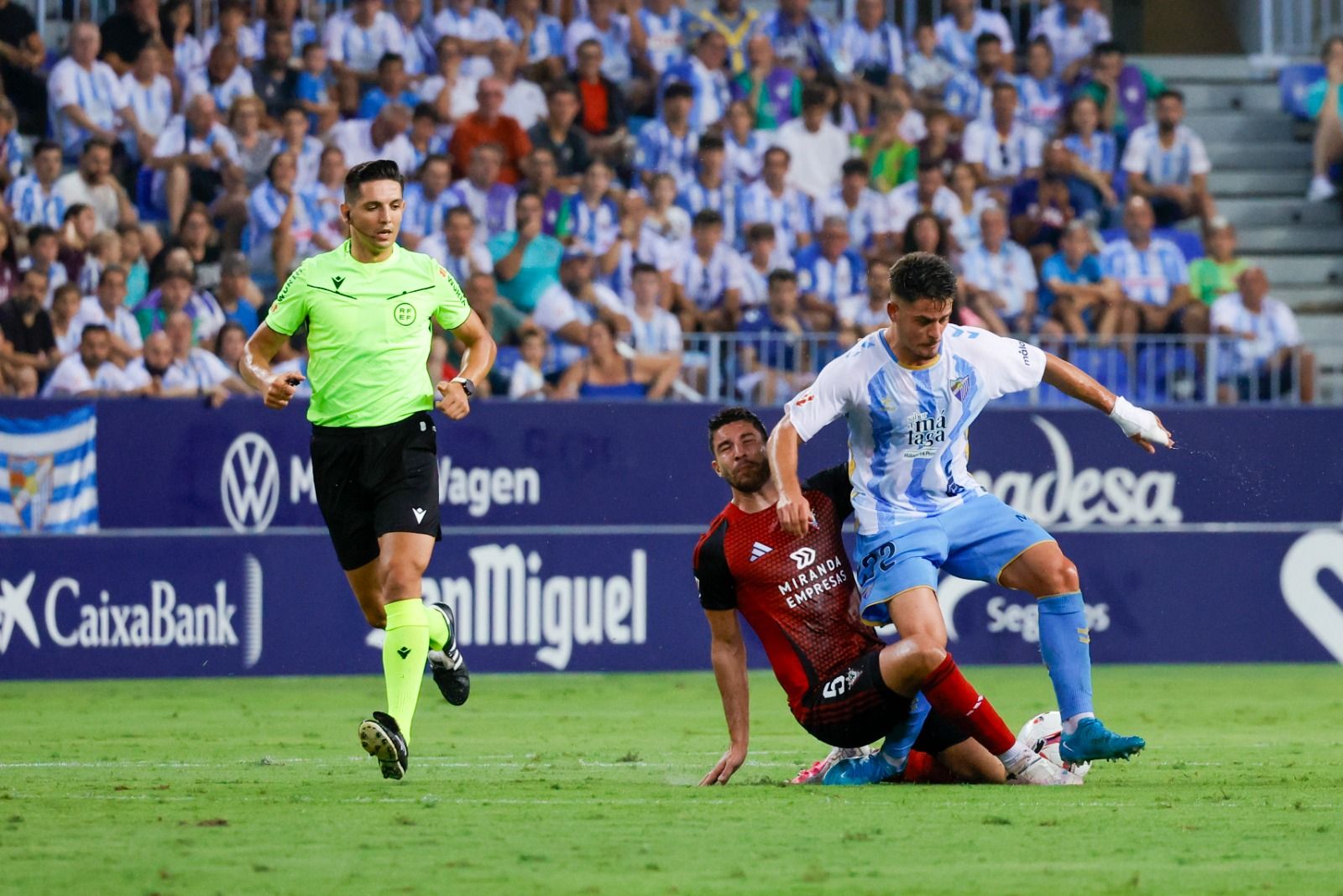 El Málaga - Mirandés, en imágenes