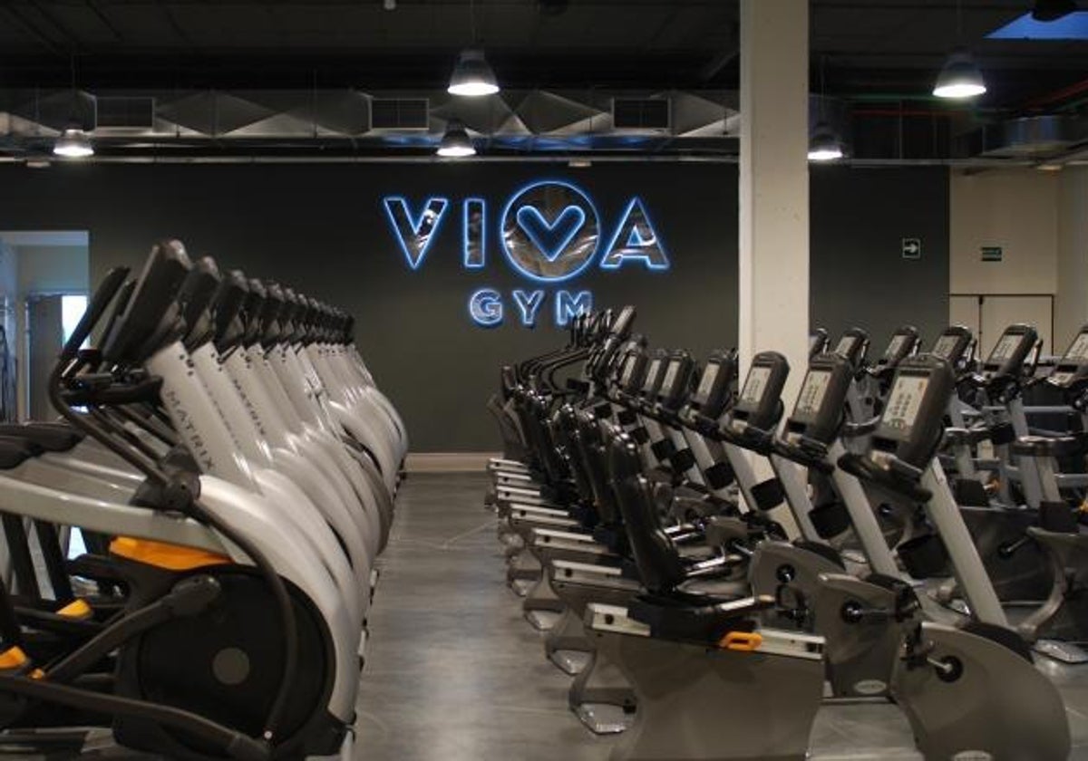 La cadena malagueña de gimnasios VivaGym se come a otros dos rivales para acelerar su expansión: Smartfit y Macro Fit