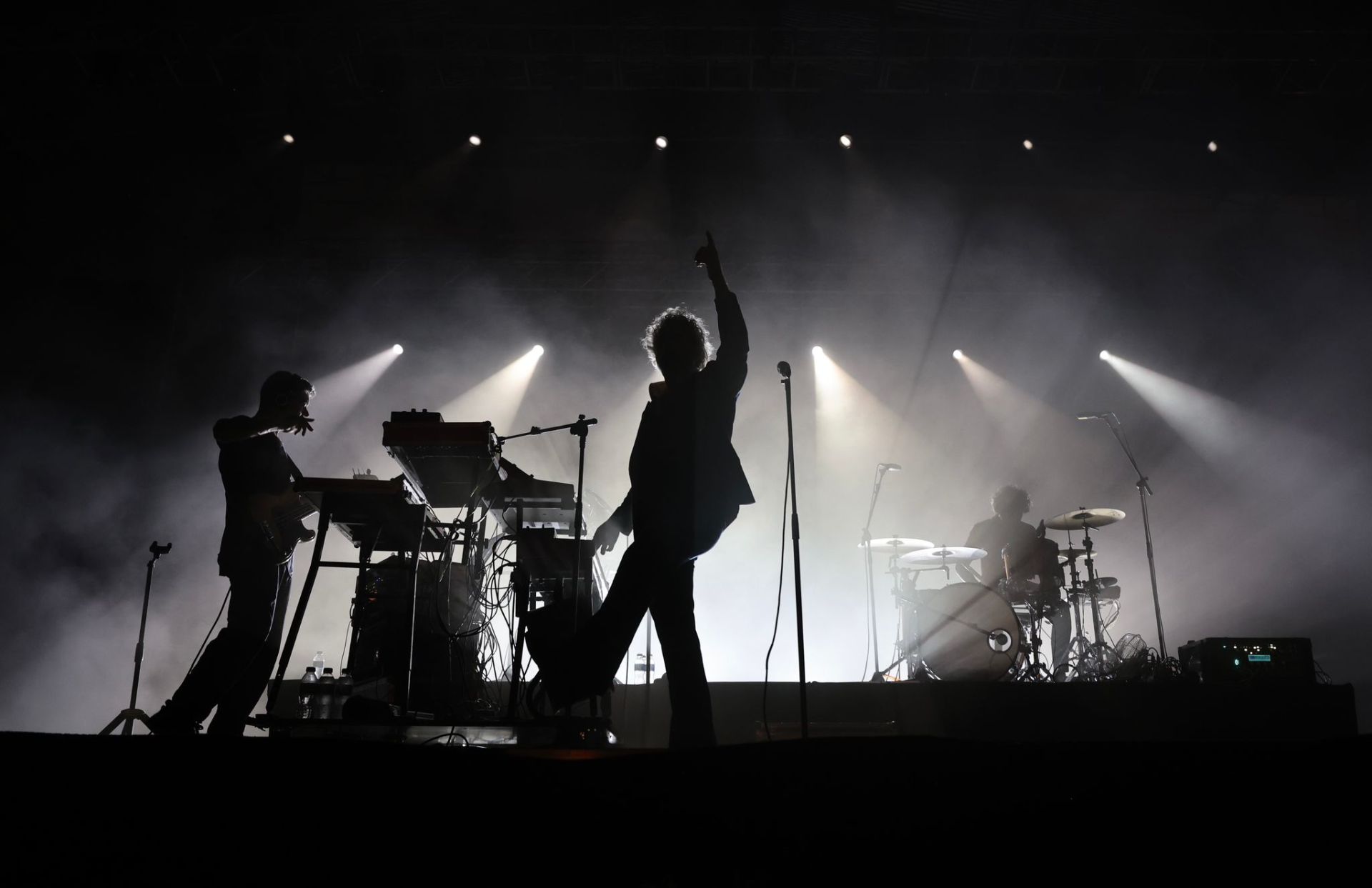 León Benavente cerraron el festival con su descarga de energía