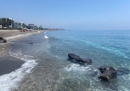 Imagen de archivo de la nerjeña playa de El Playazo, en su extremo occidental.