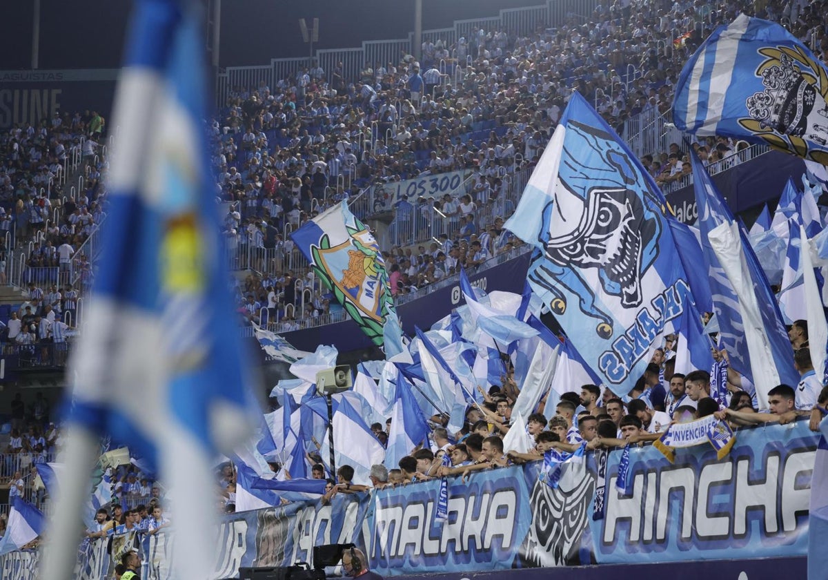 La afición del Málaga en La Rosaleda.