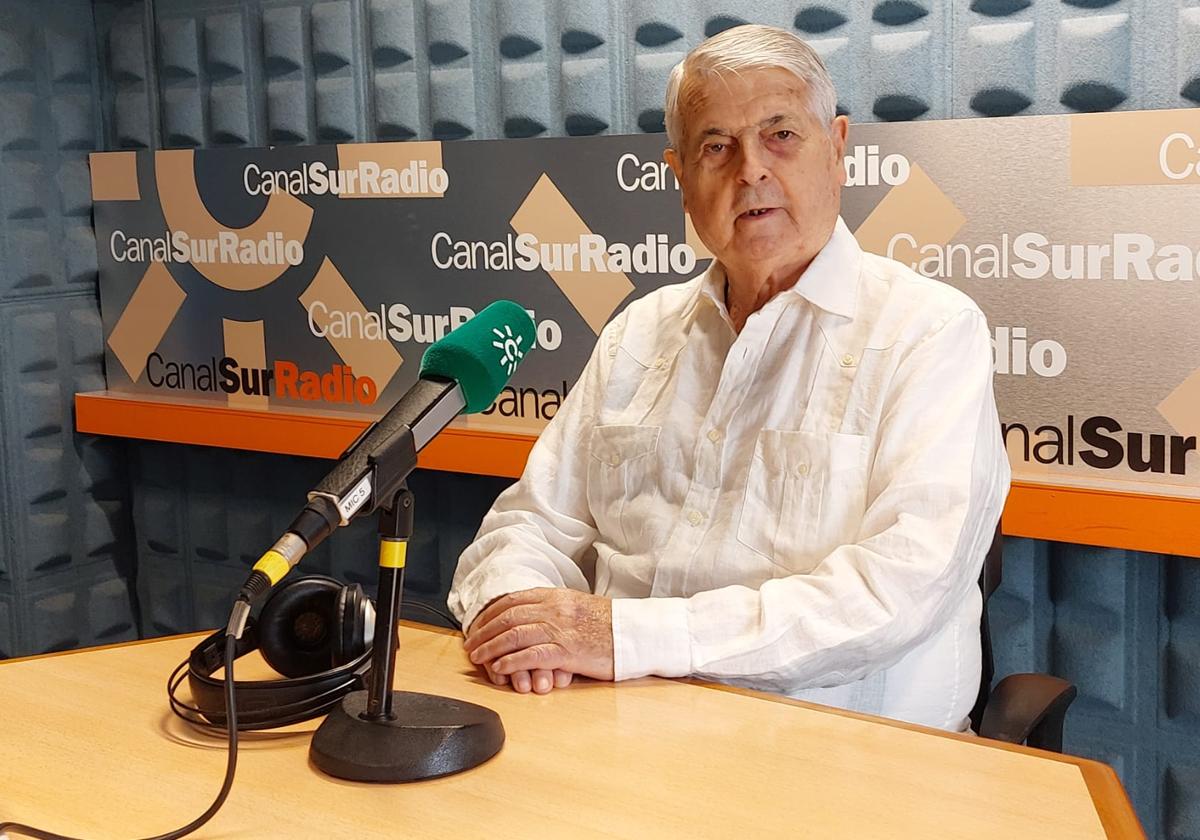 'La sal de la Tierra' inicia su cuarta temporada en Canal Sur Radio y RAI con el sacerdote, empresario y periodista Luis Lezama