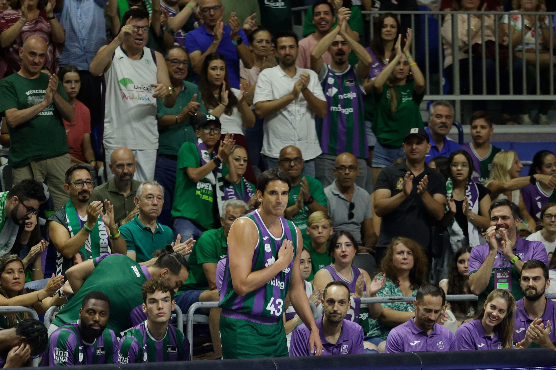 El Unicaja - Baskonia del Torneo Costa del Sol, en imágenes