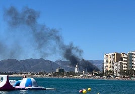 El humo, visible desde la zona Este de la capital.