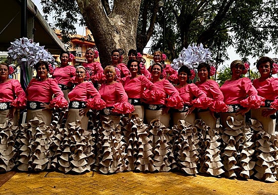 Encarna Maldonado, con el resto de integrantes del grupo La Biznaga.