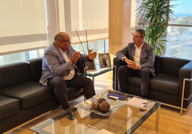 Jesús Lupiáñez y Francisco Salado, en la reunión celebrada este martes.