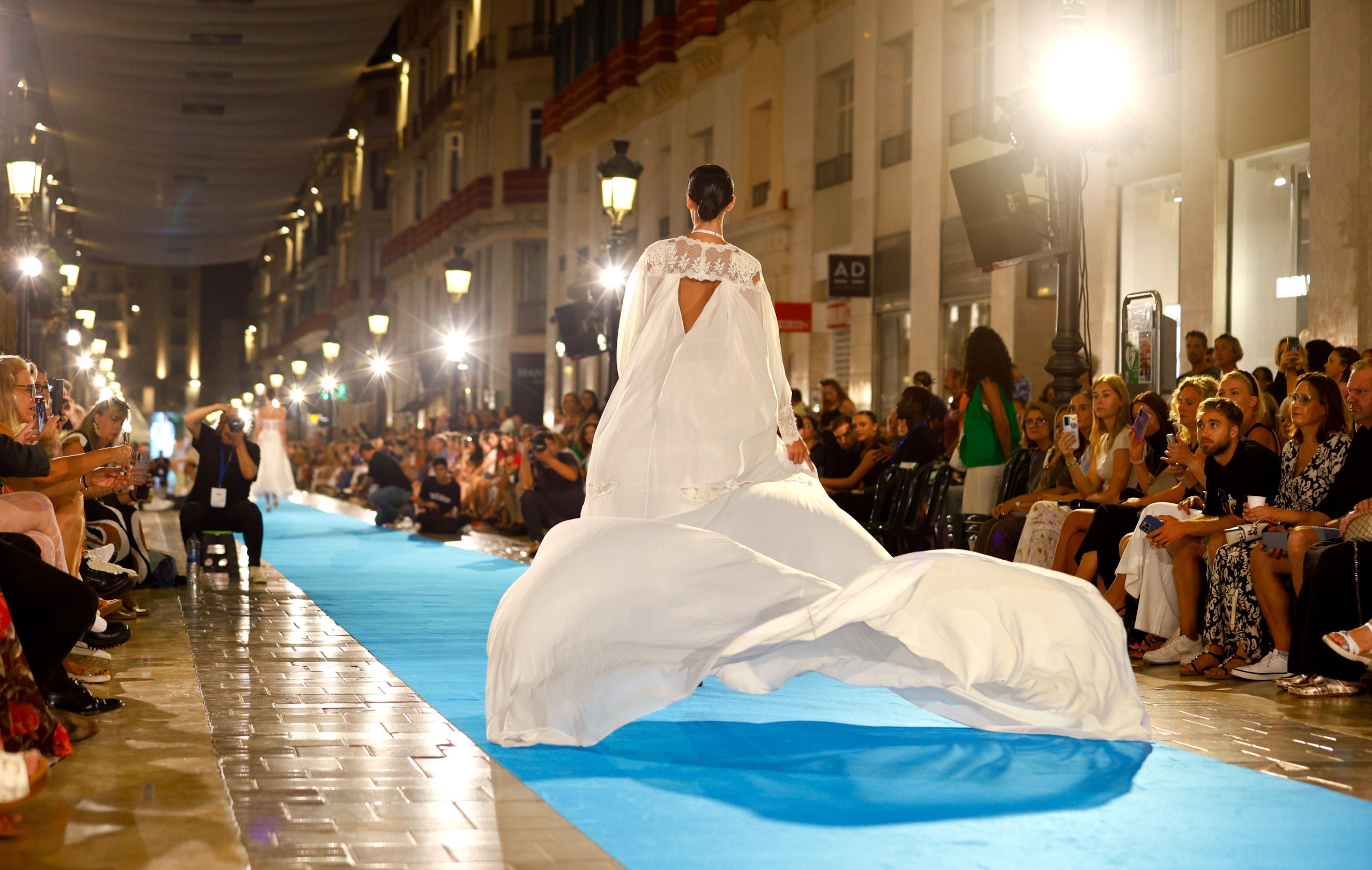 Desfile de Susana Hidalgo, Alfiler de Oro de esta edición.