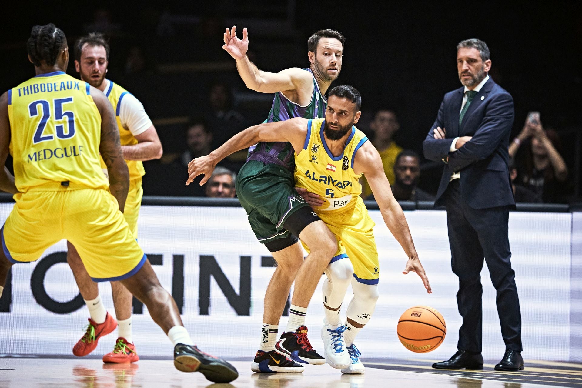 El partido Al Riyadi- Unicaja de la Intercontinental, en imágenes