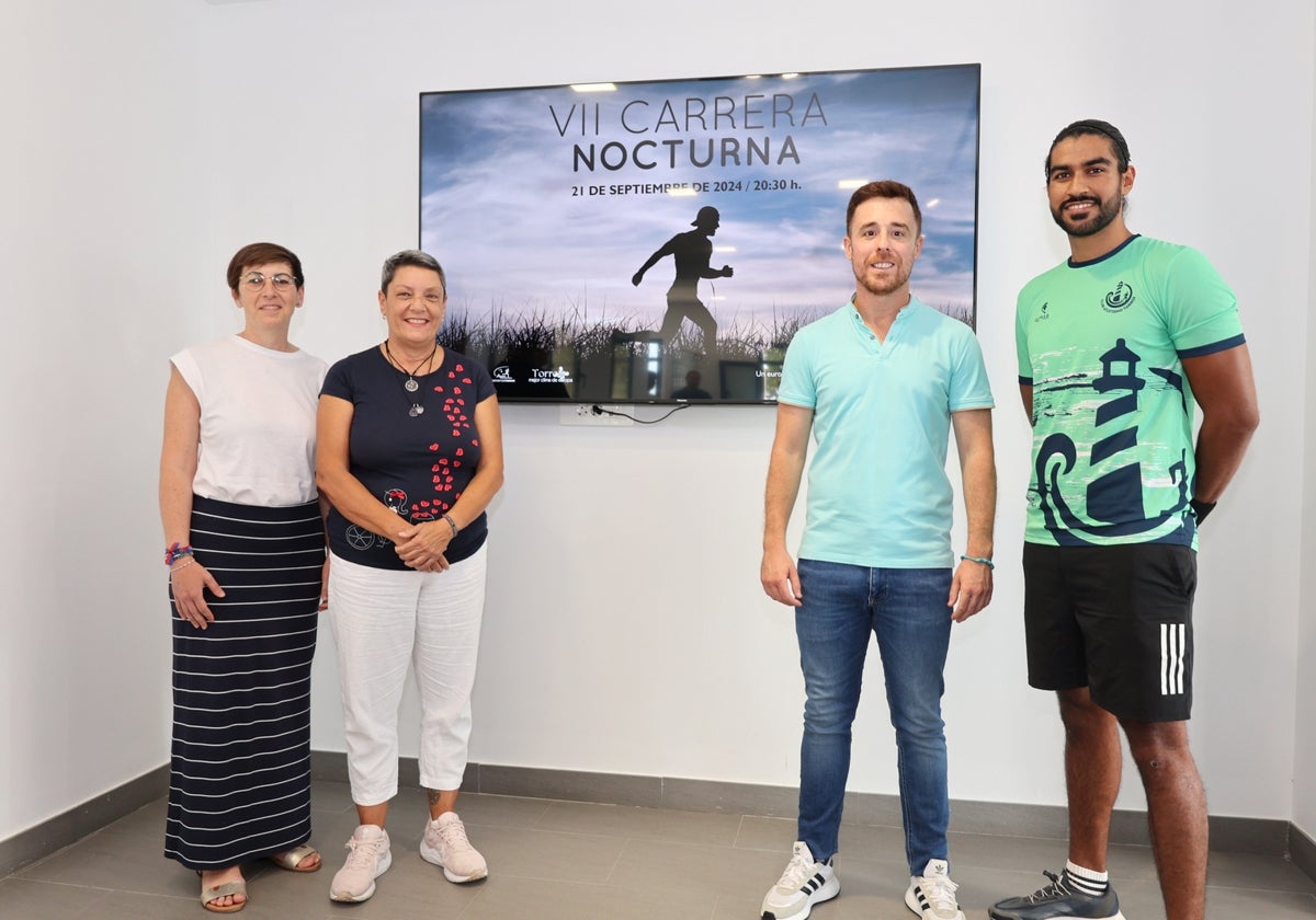 Acto de presentación de la carrera nocturna solidaria de Torrox.