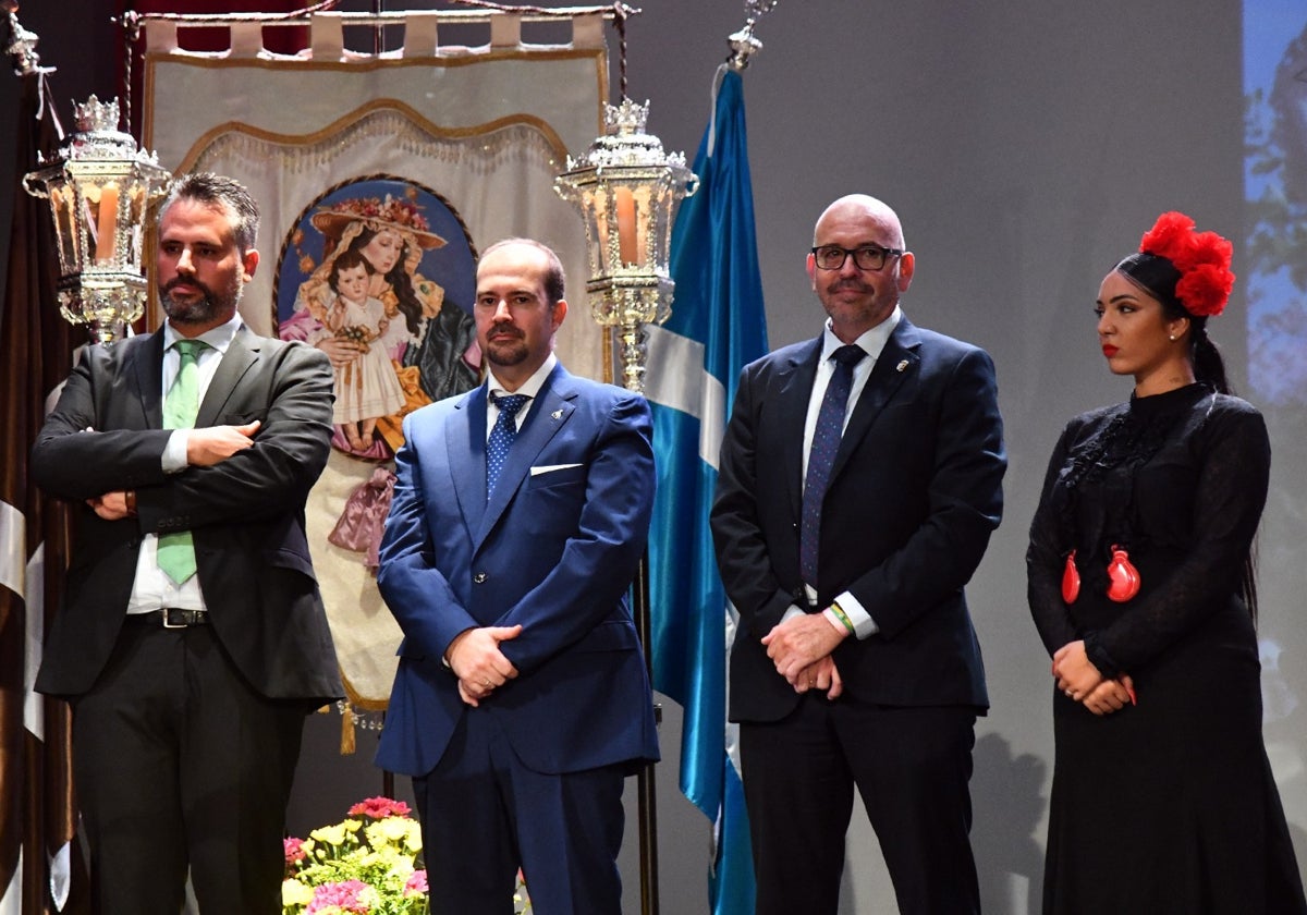 Vera, Salcedo, el alcalde de Cártama, Jorge Gallardo, y Carmen López.