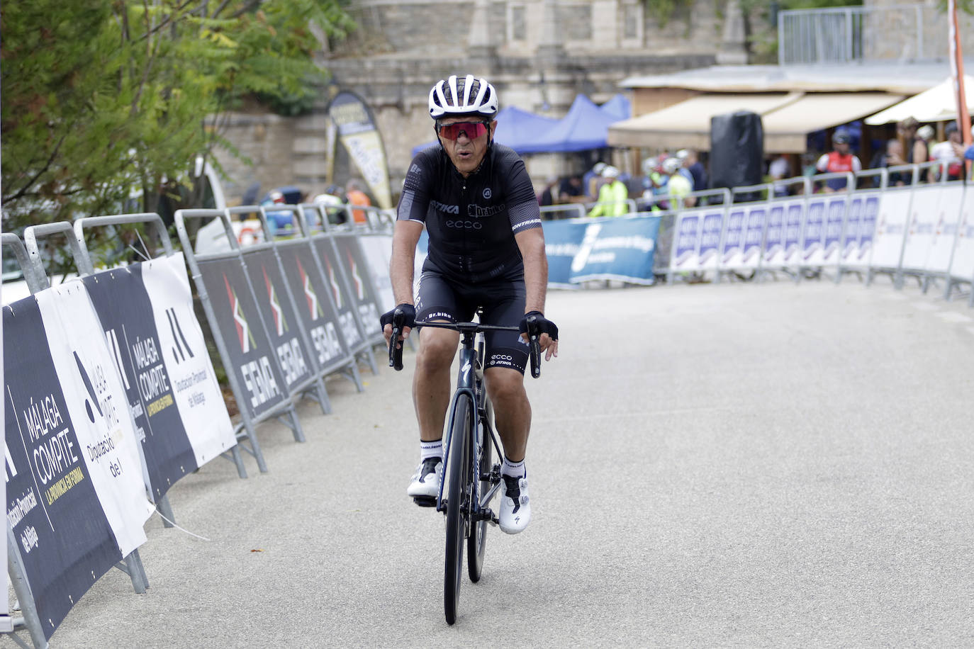 Casi 500 ciclistas participan en la Subida a la Fuente de la Reina