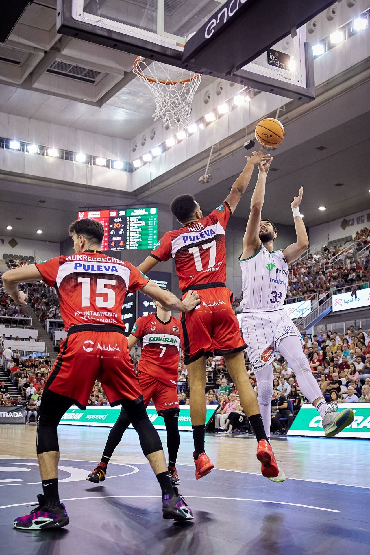 El triunfo del Unicaja en Granada, en imágenes