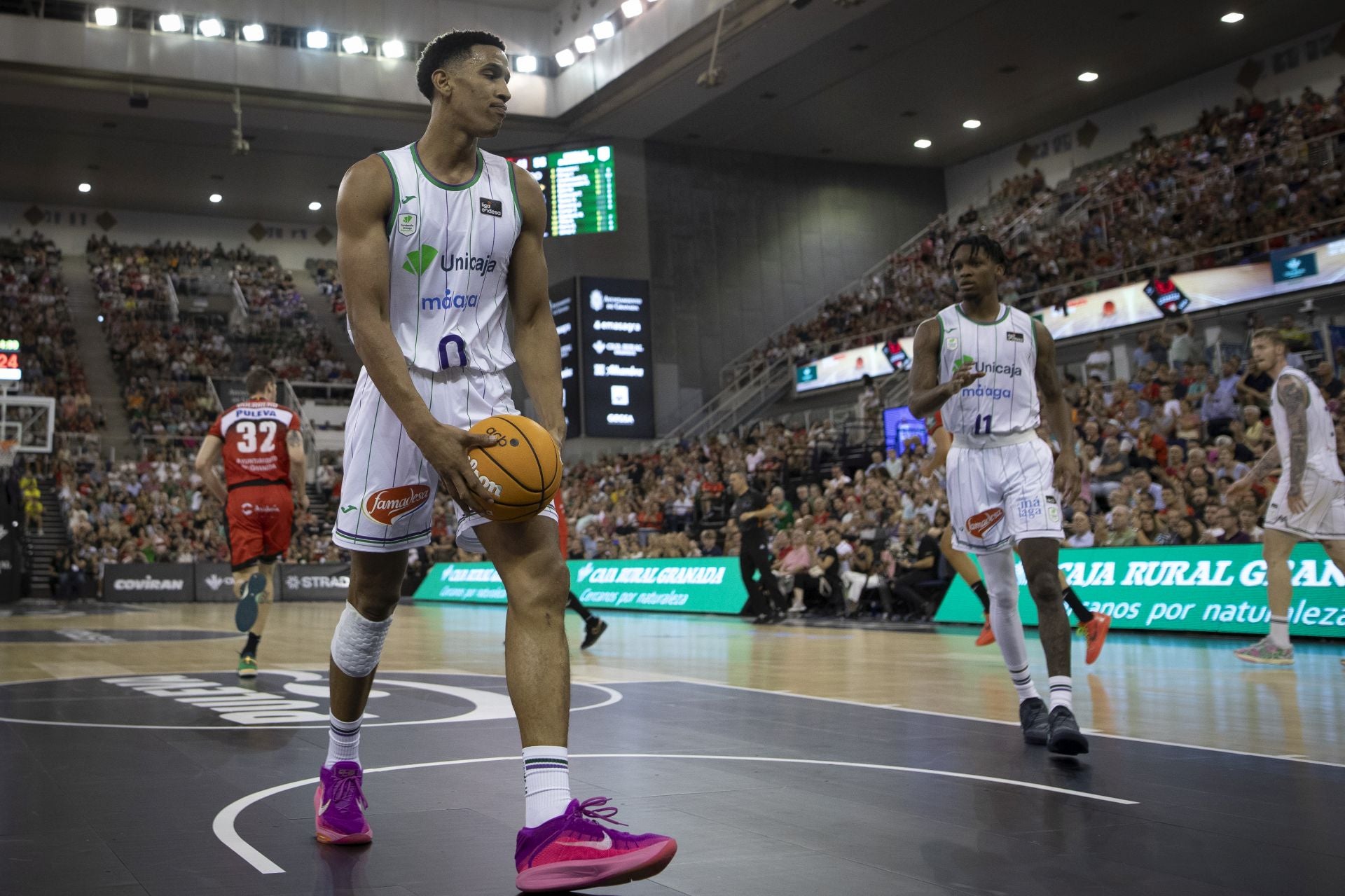 El triunfo del Unicaja en Granada, en imágenes