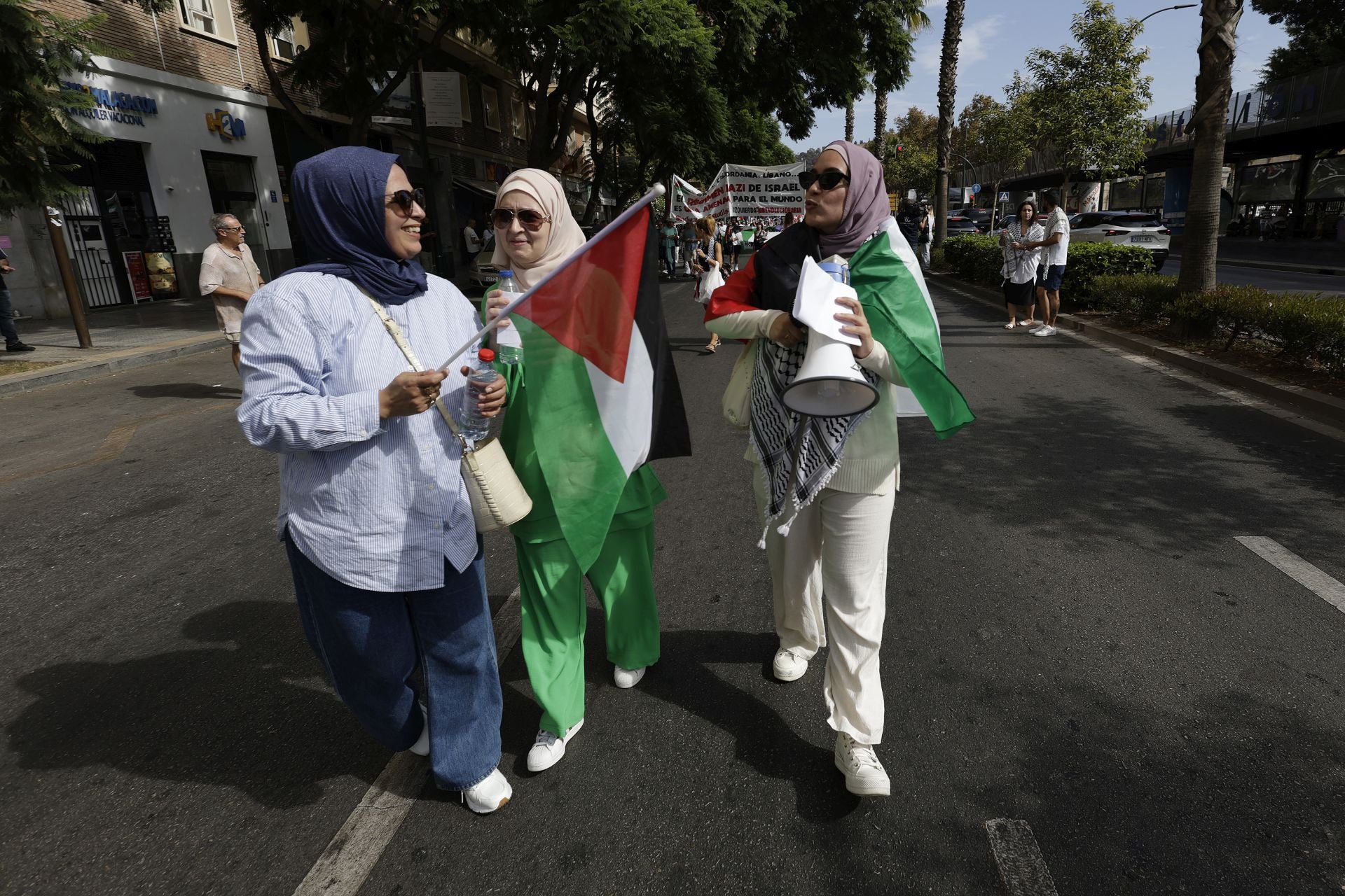 Más de mil personas salen a la calle en Málaga para pedir la paz en Palestina