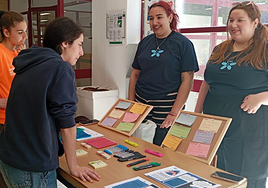 Alumnos en talleres saludables.