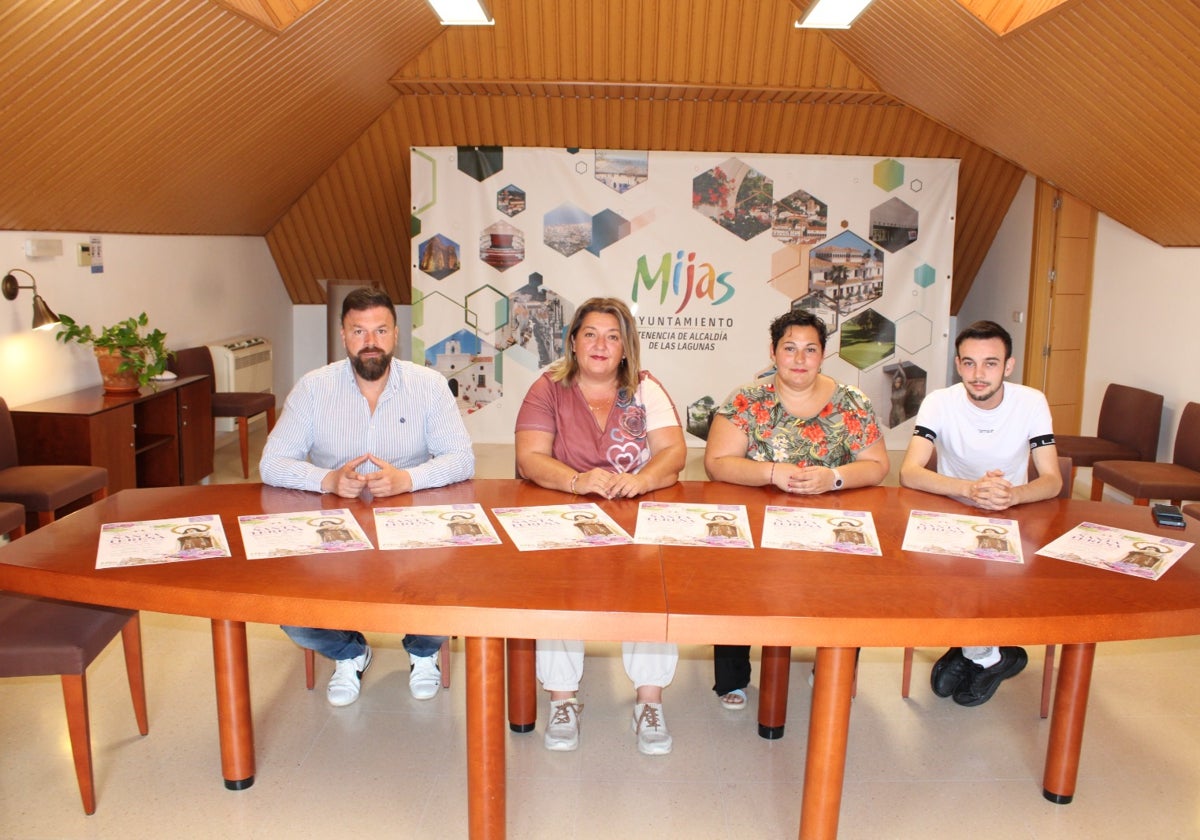 Presentación de los actos con motivo de Santa Teresa.