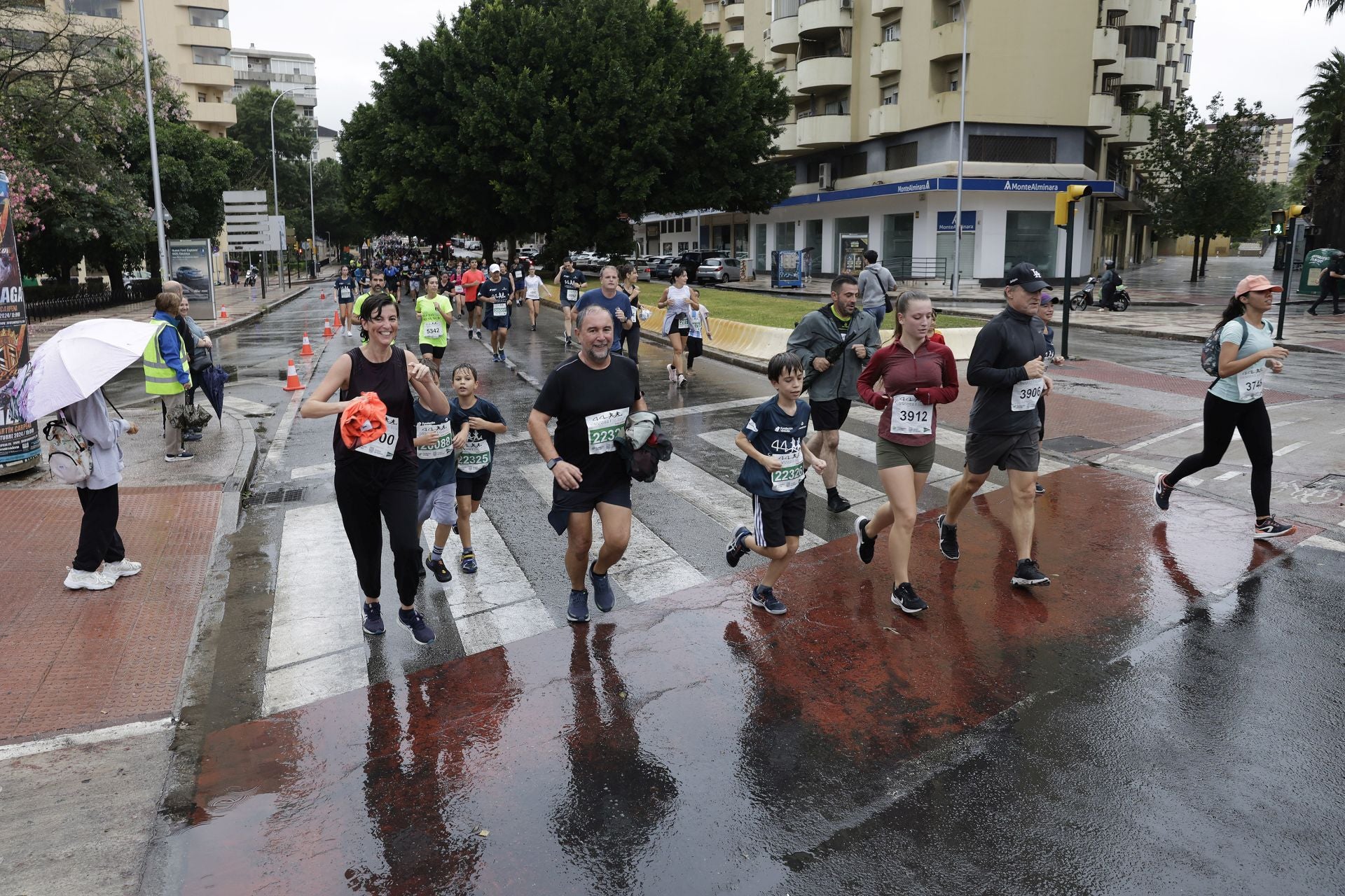 Las mejores imágenes de la Carrera Urbana Ciudad de Málaga de 2024