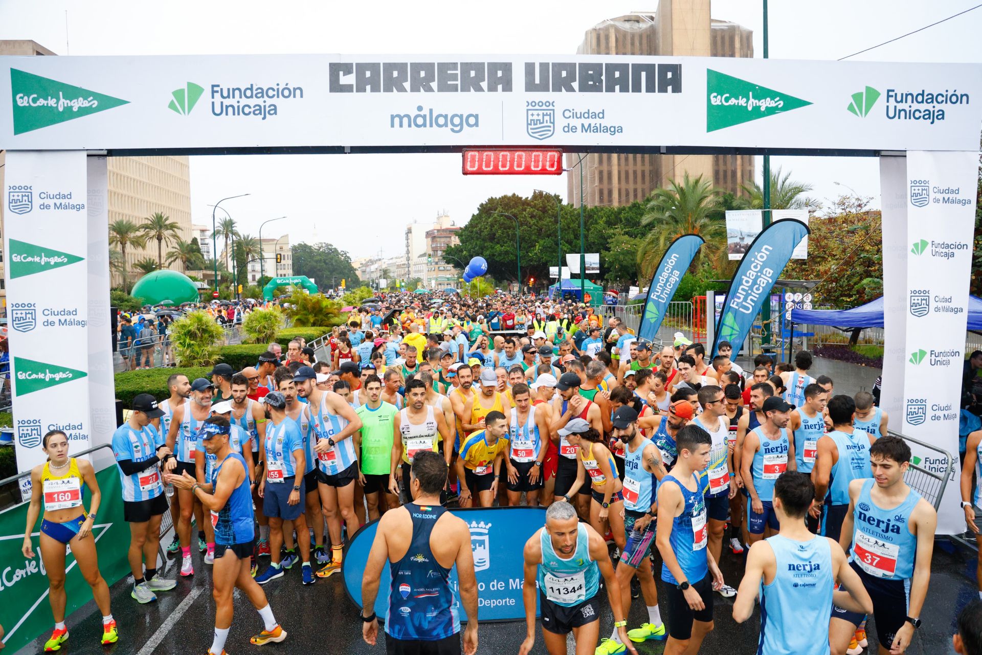 Las mejores imágenes de la Carrera Urbana Ciudad de Málaga de 2024