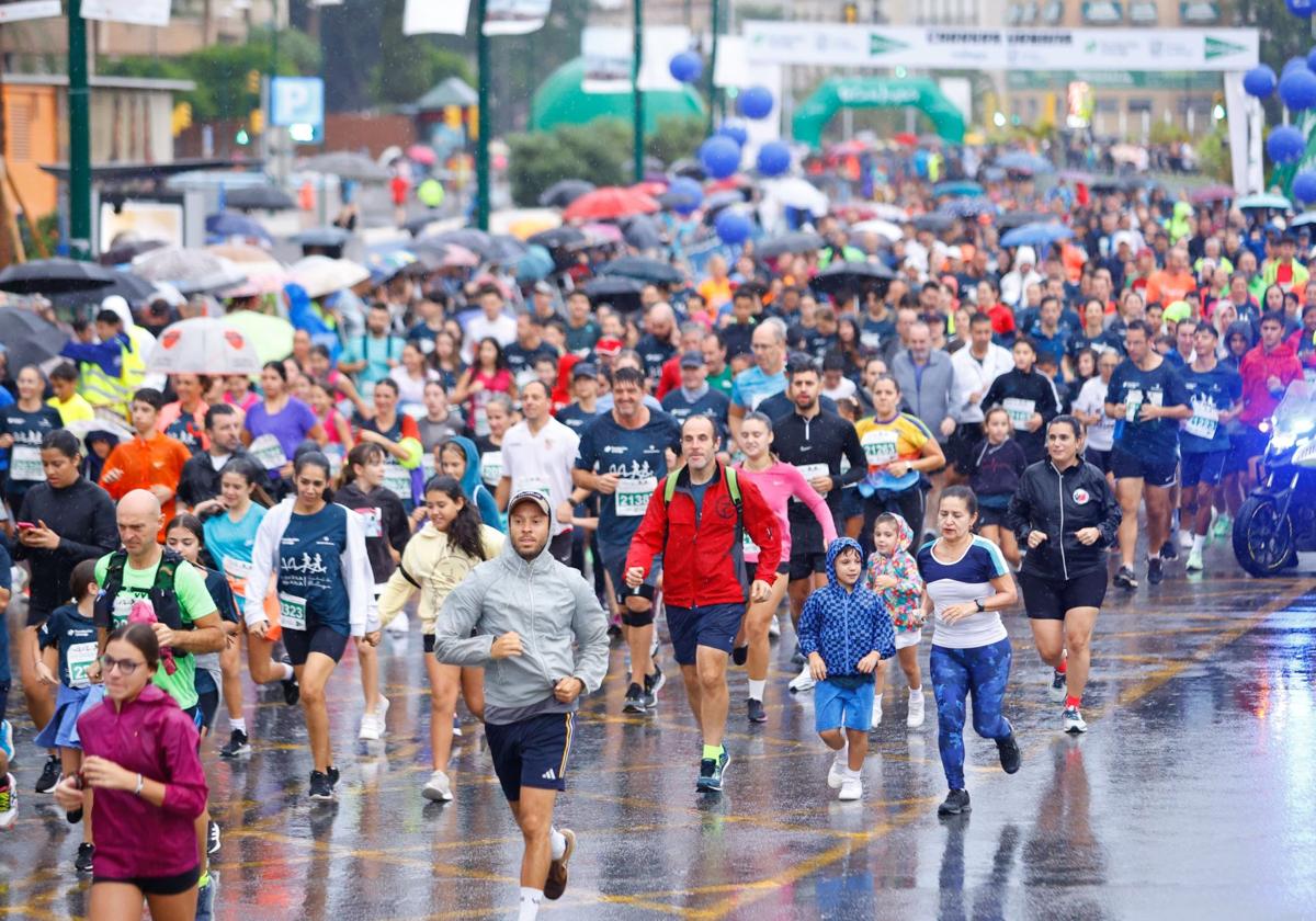 Las mejores imágenes de la Carrera Urbana Ciudad de Málaga de 2024