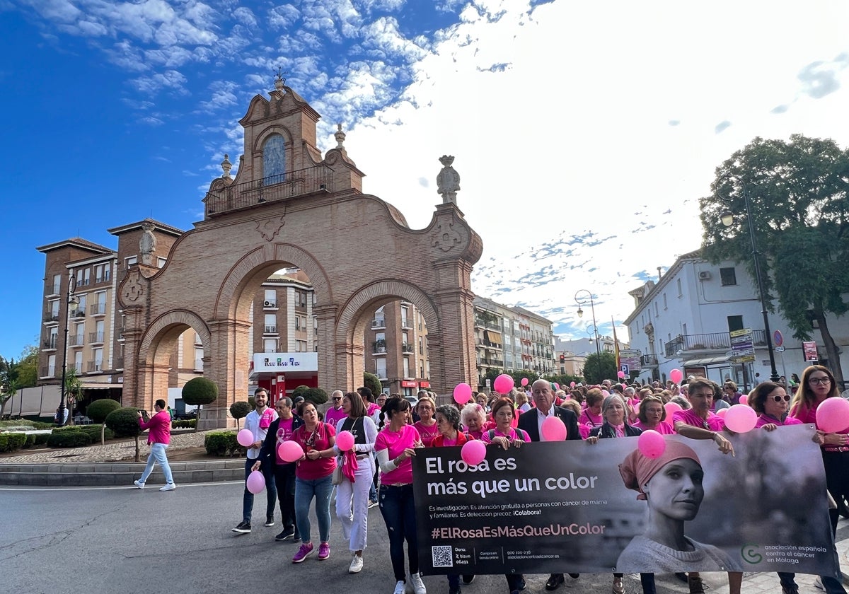 Marcha del pasado año al pasar por la Puerta de Estepa