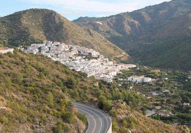 Vista panorámica de Ojén.