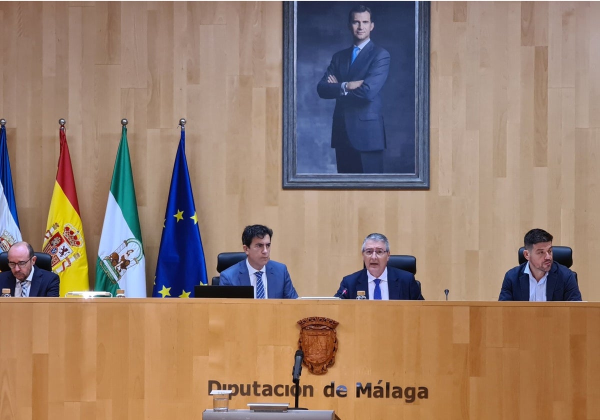 Salado, durante la celebración del pleno de este miércoles.