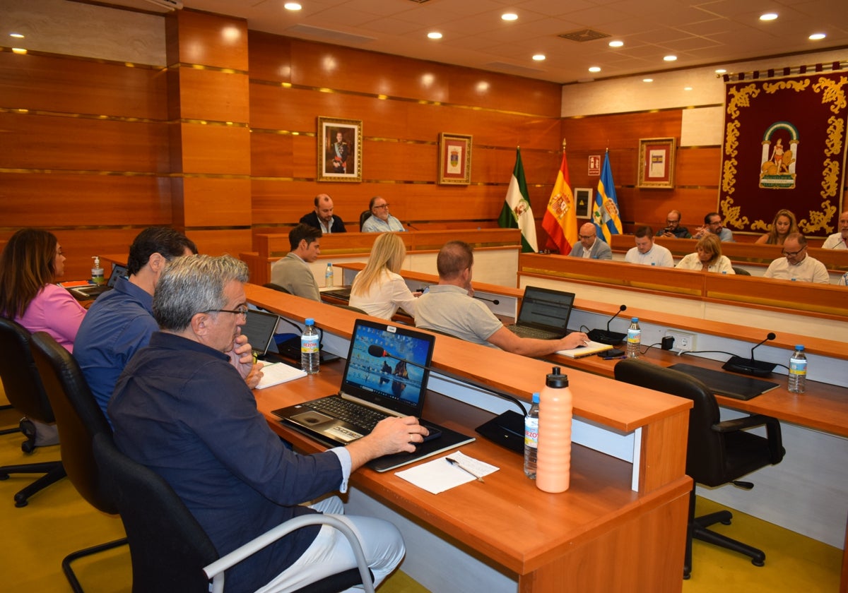 La Corporación Municipal de Alhaurín de la Torre reunida en pleno.