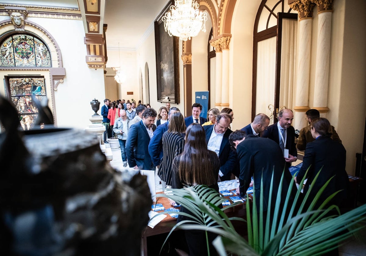 Las jornadas se celebran en el Ayuntamiento de Málaga y OMAU.