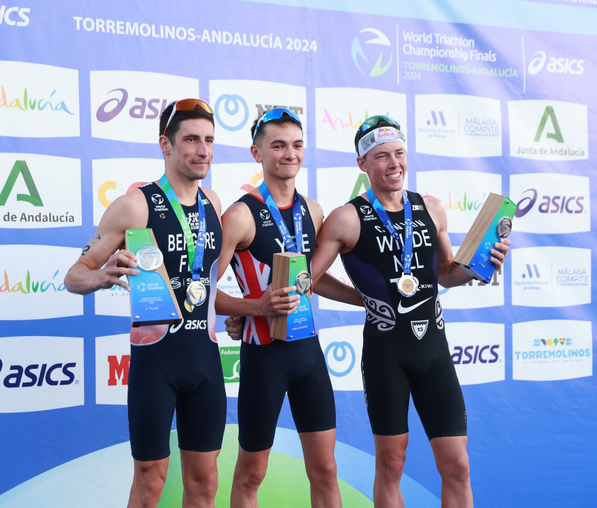 La última jornada del Mundial Triatlón de Torremolinos, en imágenes