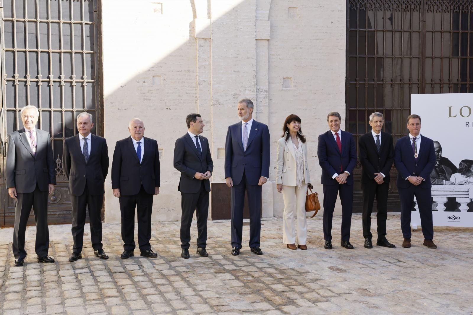 El Rey inaugura en Sevilla la muestra &#039;Los Machado. Retrato de familia&#039; con 200 manuscritos, cartas y fotos