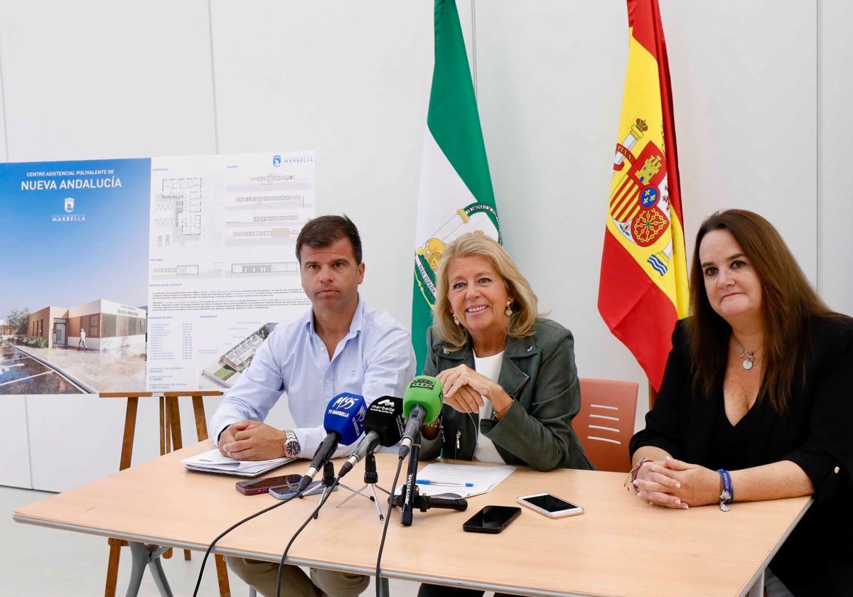 La alcaldesa, Ángeles Muñoz, tras la Junta de Gobierno Local celebrada ayer.